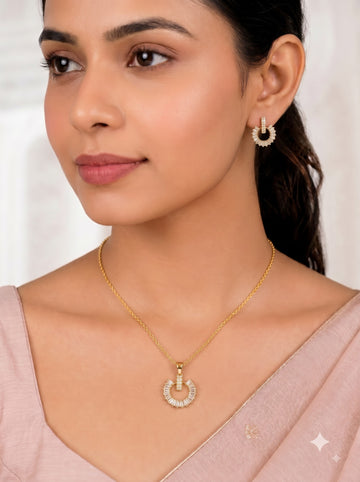 ✨ Radiant Halo Crystal Pendant & Earrings Set