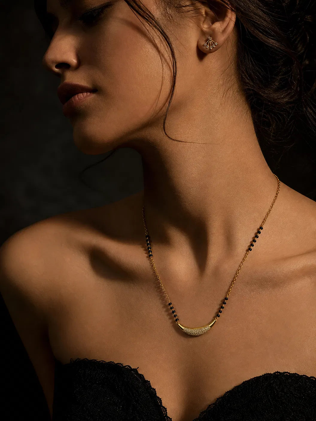 Celestial Curve Mangalsutra