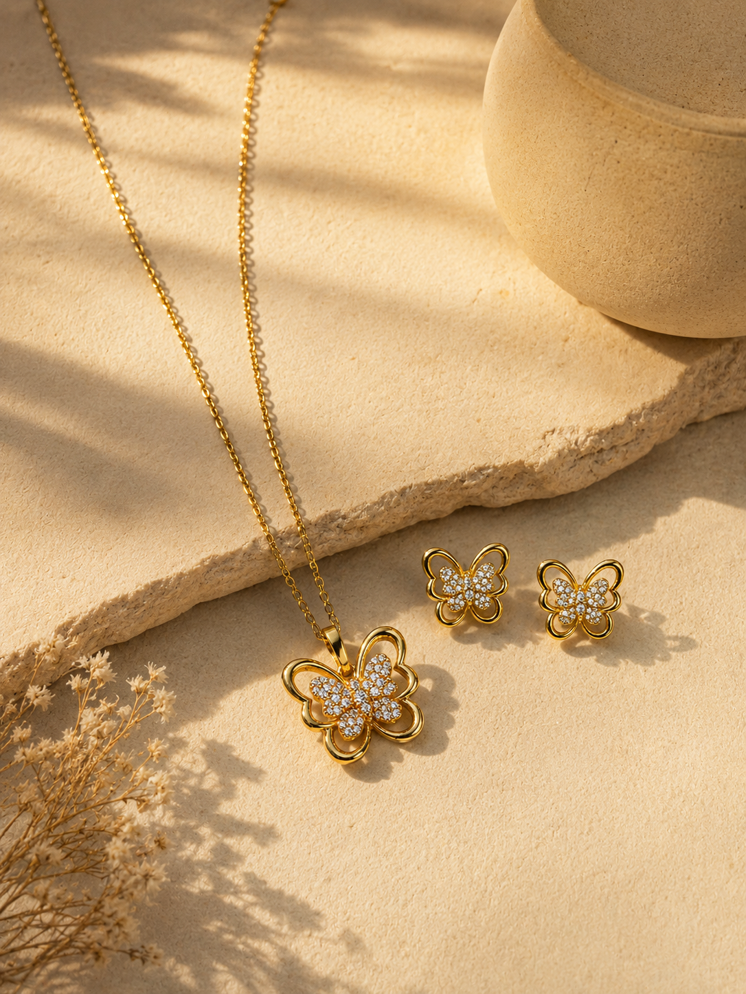 🦋 Golden Butterfly Sparkle Necklace & Earrings Set