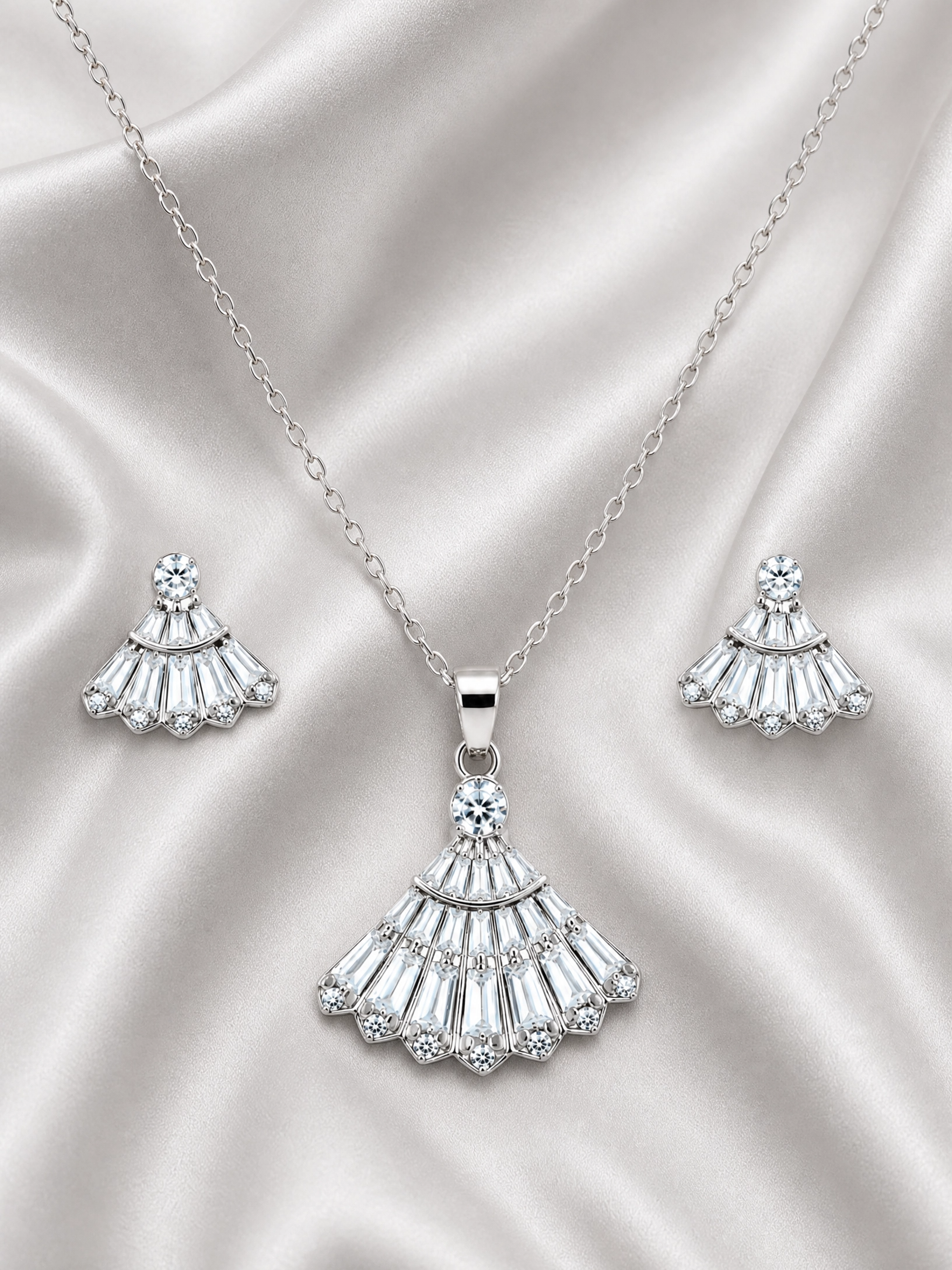✨ Elegant Fan Crystal Pendant & Earrings Set